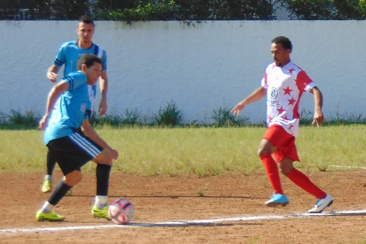 Vila São Paulo e Santa Tereza defendem a liderança no Campeonato da Primeira Divisão de Mogi