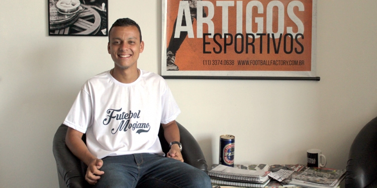 Entrevista com Felipe Tedesco, treinador do Jundiapeba Futebol Clube