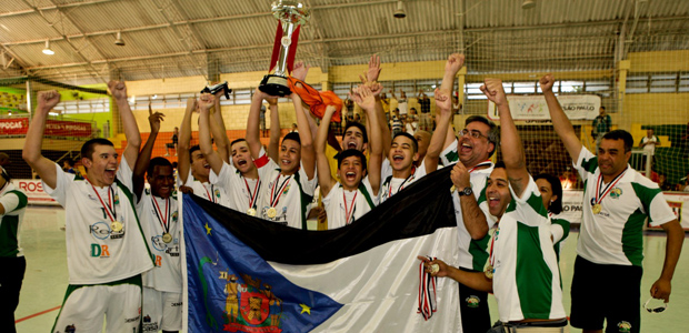 Vila Santista é campeão Estadual 2014 na categoria Sub-17 de futsal