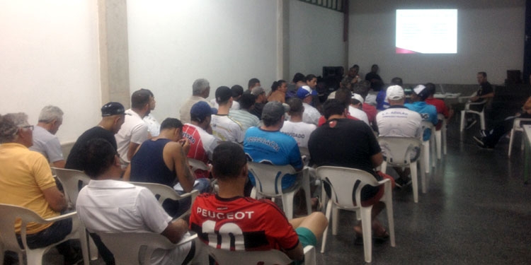 Liga de Futebol de Mogi realiza reunião para definir campeonatos de 2017