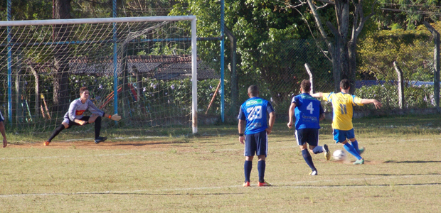 Canarinho da Vila e Azulão empatam pela Primeira Divisão da Liga