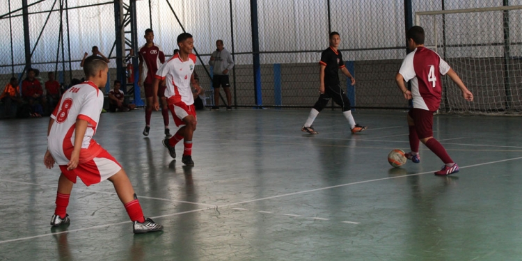 Quartas de finais da Copa Comunitária de Futsal começam neste sábado
