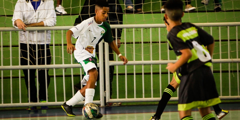 Vila Santista está perto de conquistar o Metropolitano de Futsal