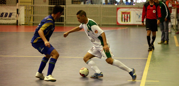 Vila Santista chega na semifinal no Estadual de futsal